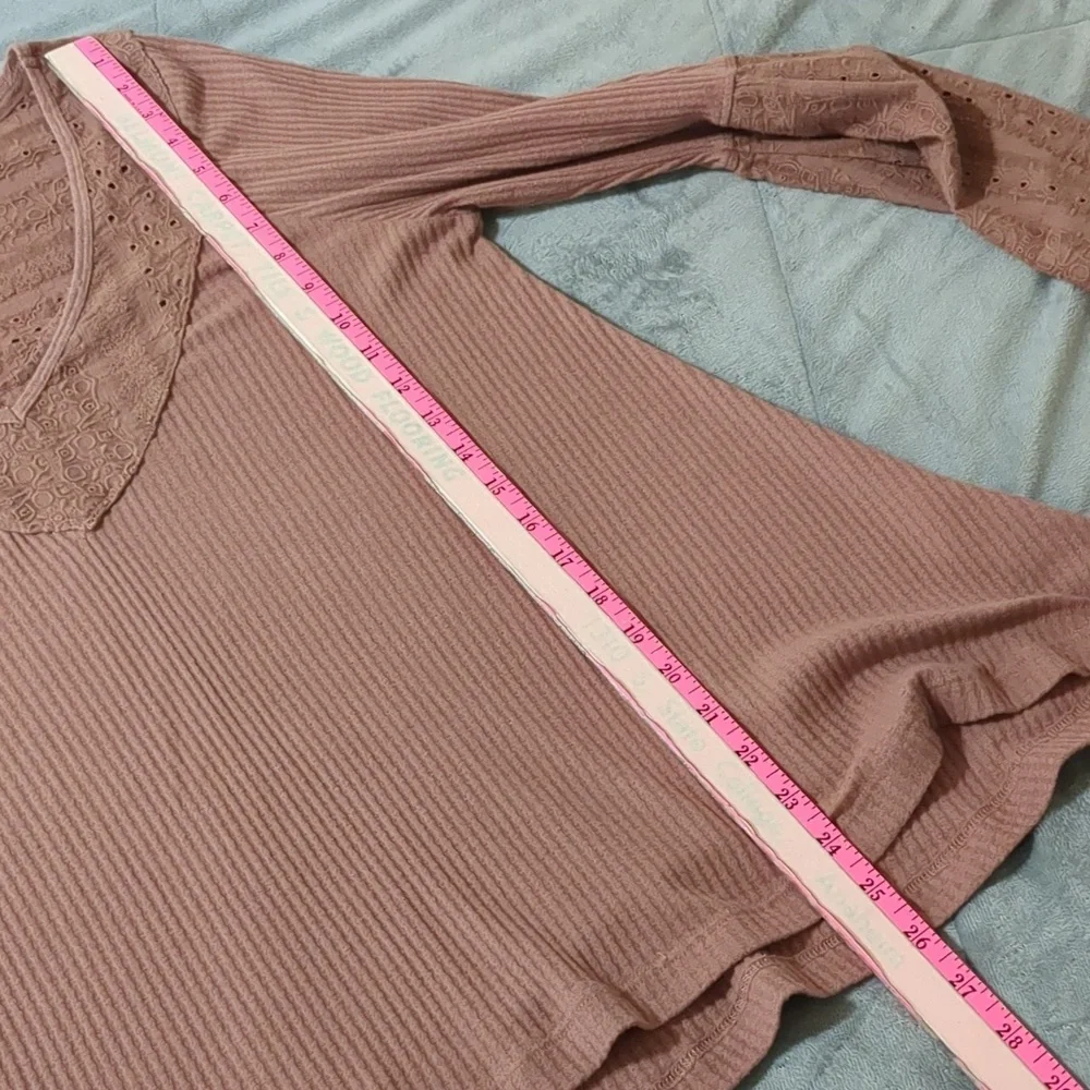 Free People Parisian Nights Pink Eyelet Bell Sleeve Waffle Knit Top size S - Picture 9 of 10